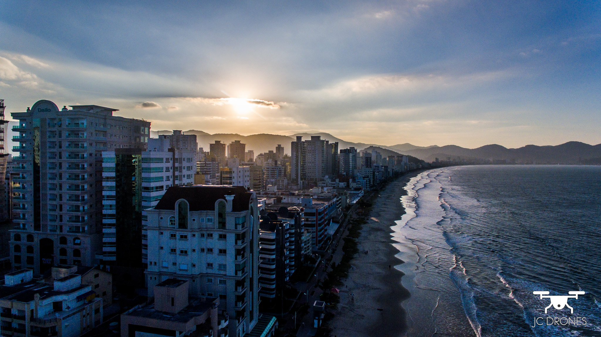 Itapema Santa Catarina beira-mar